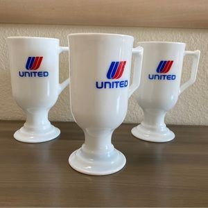United Airlines Mug Coffee Cup White Milk Glass Pedestal Vintage Tulip Logo EUC
